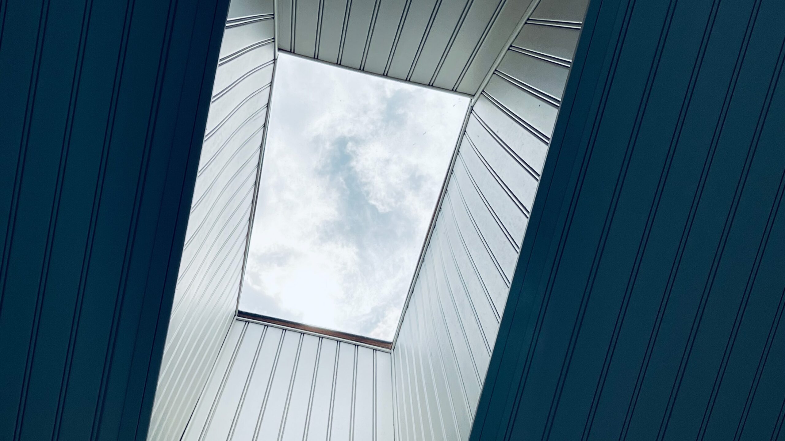 How to Maintain an Electric Rooflight